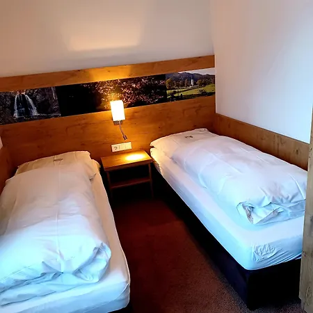Pensjonat Gaestehaus Gritscher 3*